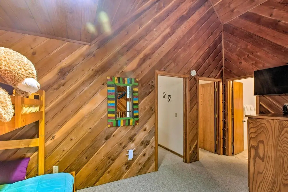 Angel Fire Cabin: Hot Tub, Fire Pit & Trail Access