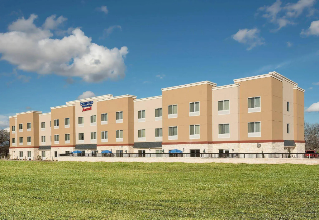 Fairfield Inn & Suites by Marriott Fredericksburg Texas
