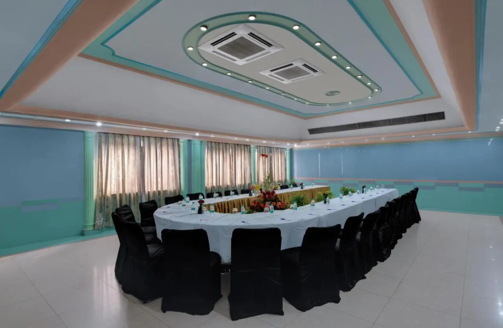 Ginger Agra, Fatehabad Road