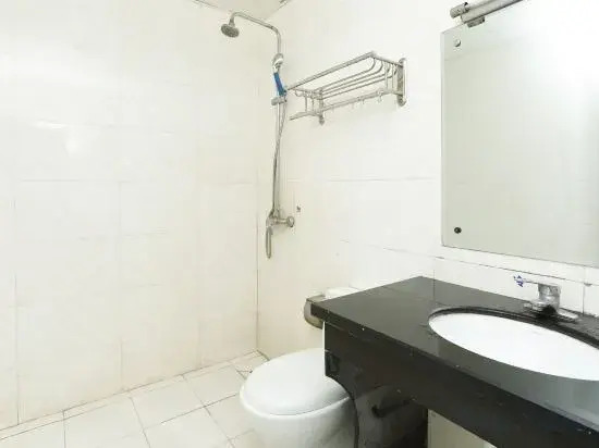 Xuancheng Tianzi Business Hotel