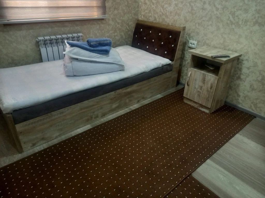 Gold Hotel