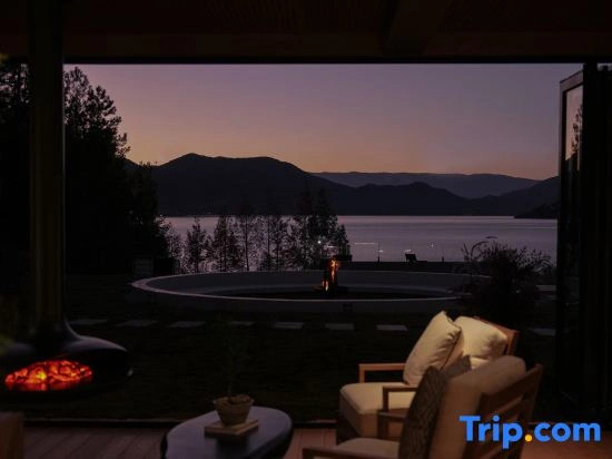 Lugu Lake Manchen Vacation Homestay