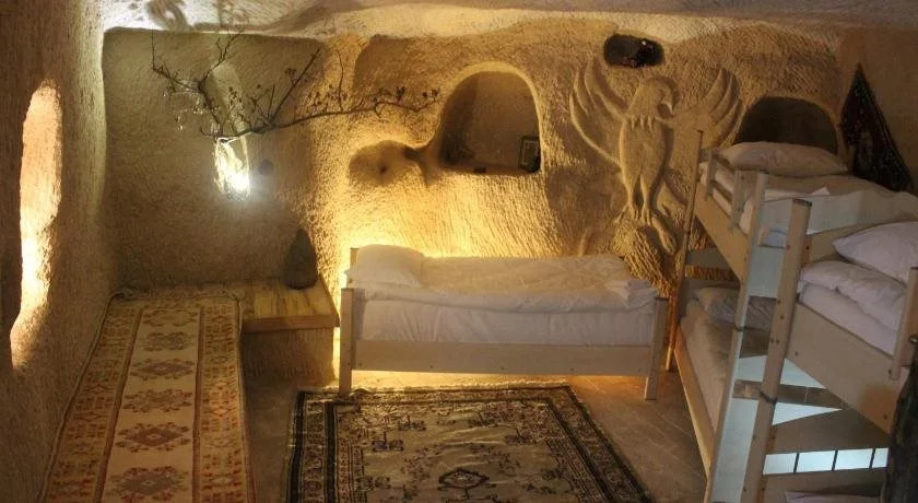 Stay In Peace Cave Hostel