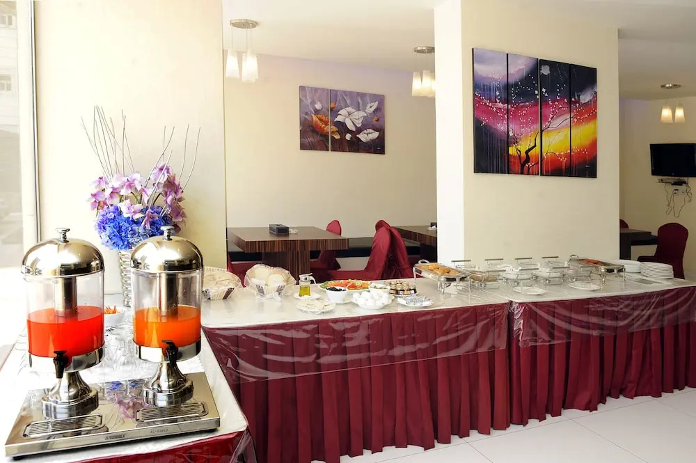 Raoum Inn