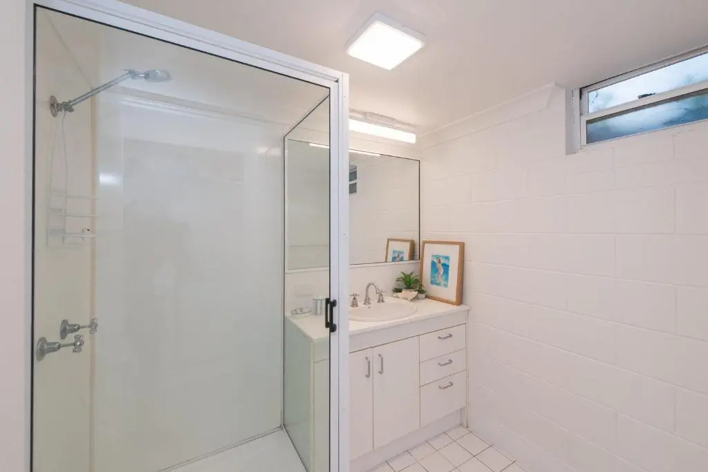 12 Merinda Crescent