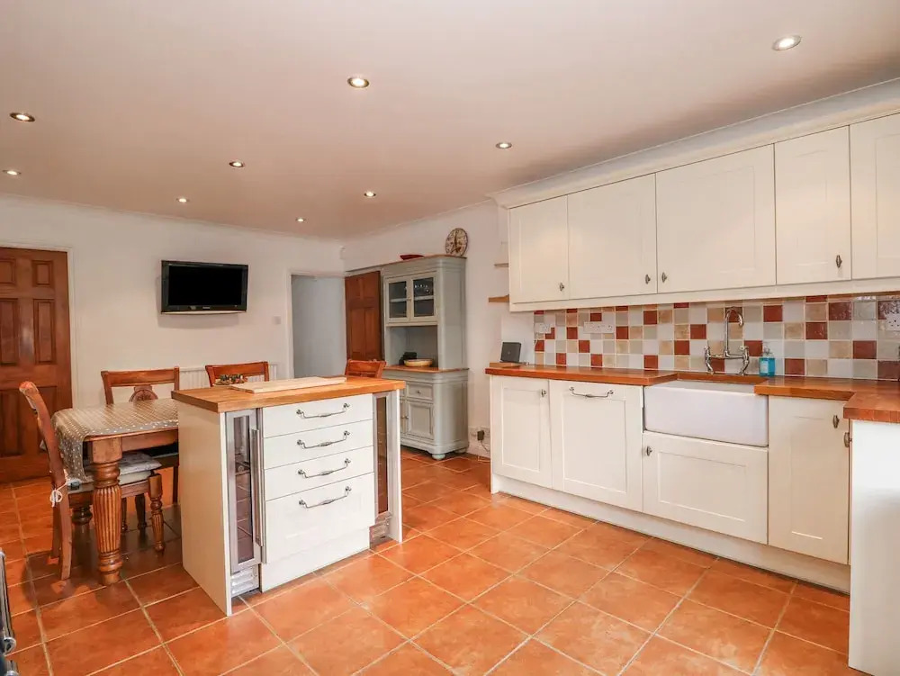 Jobs Cottage