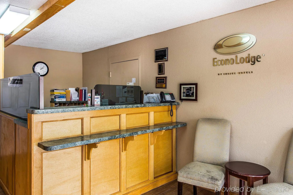 Economy Inn