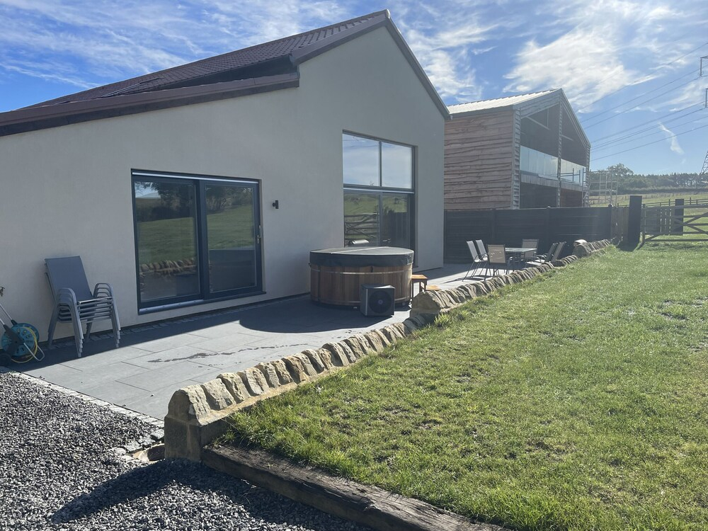 1 New Dairy Barn