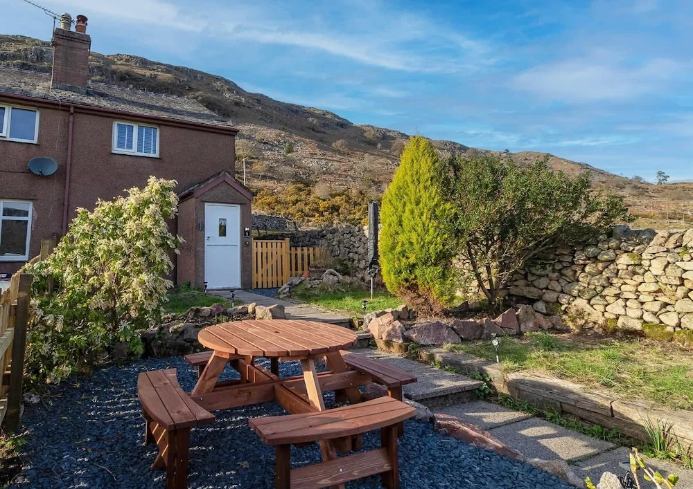 Host Stay Dalegarth Cottage