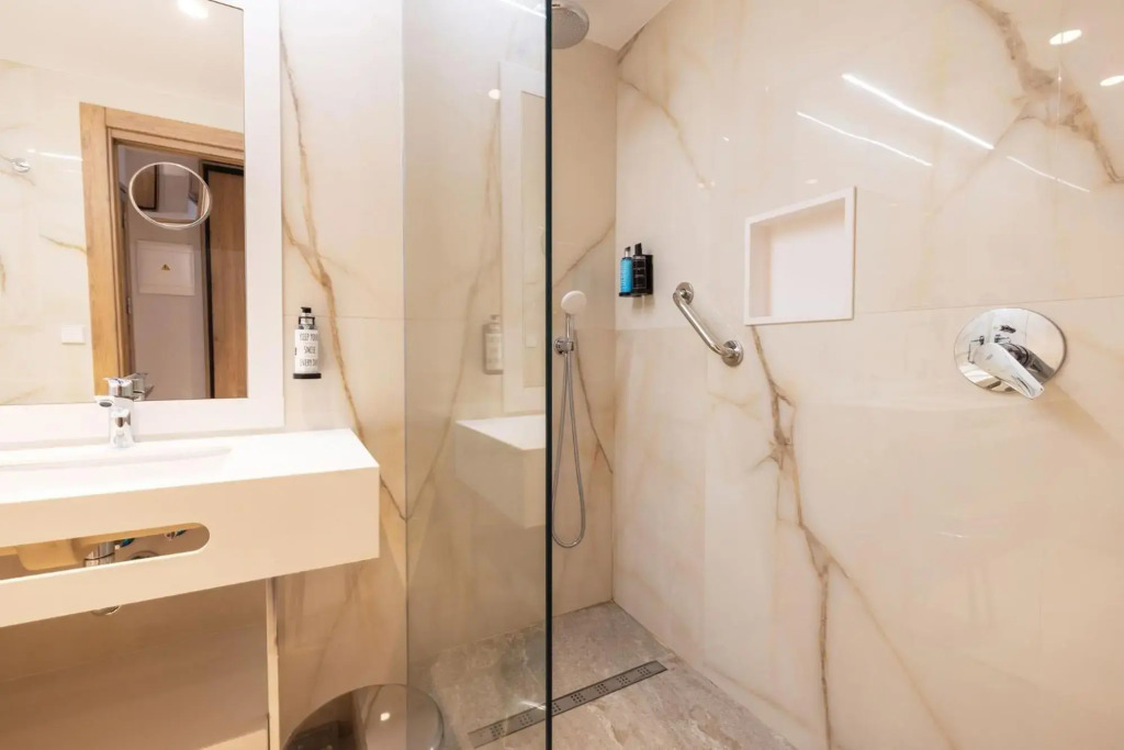 Hotel Gold Arcos 4 Sup - Modern Luxury Experience