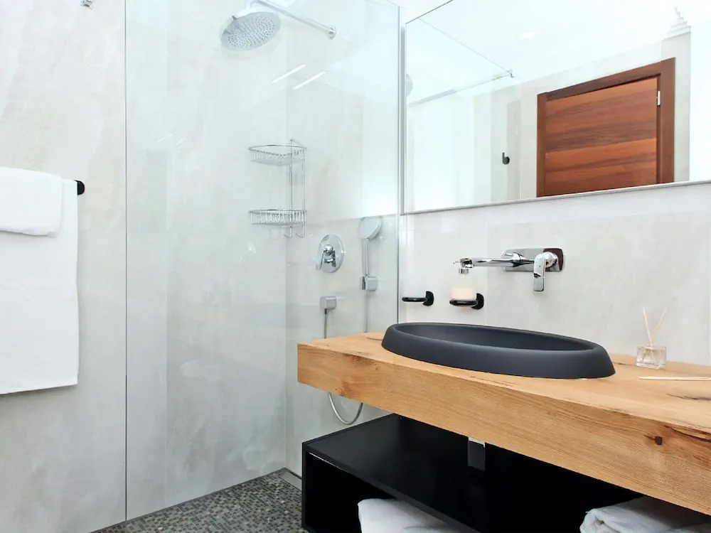 Apartment for 4 Persons with a Private Pool And Sea View in Crikvenica