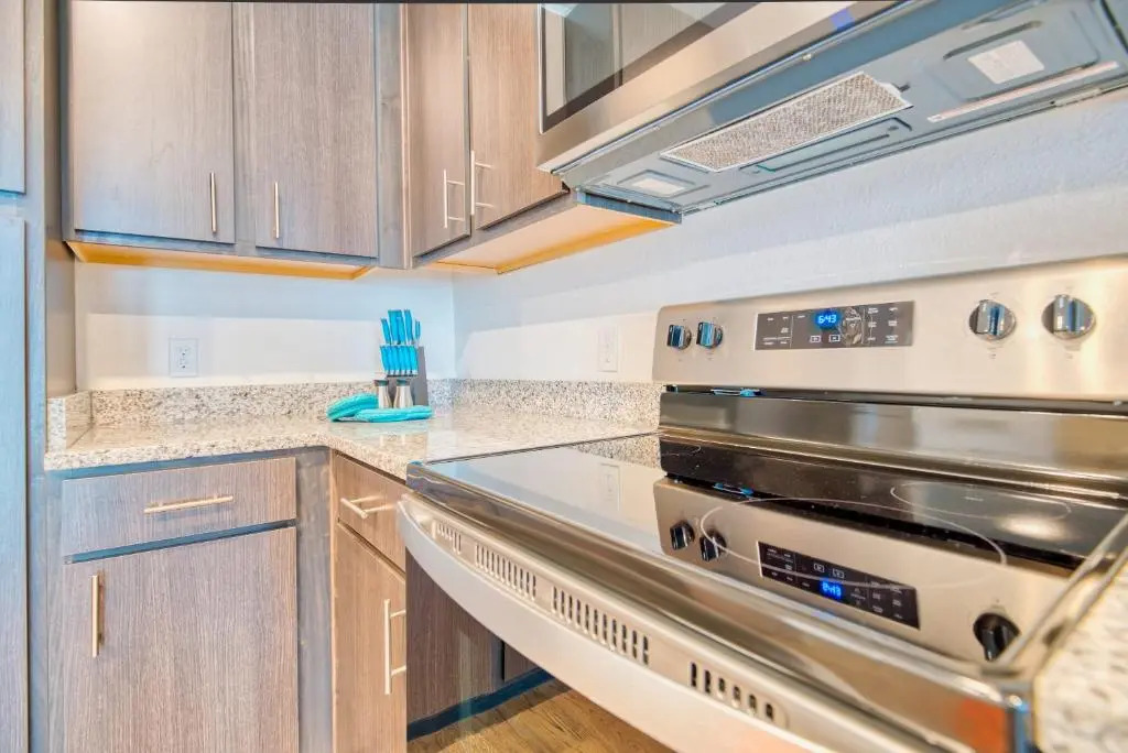 Luxe One Bedroom Apartment with Balcony