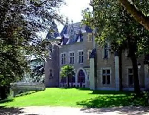 Le 37