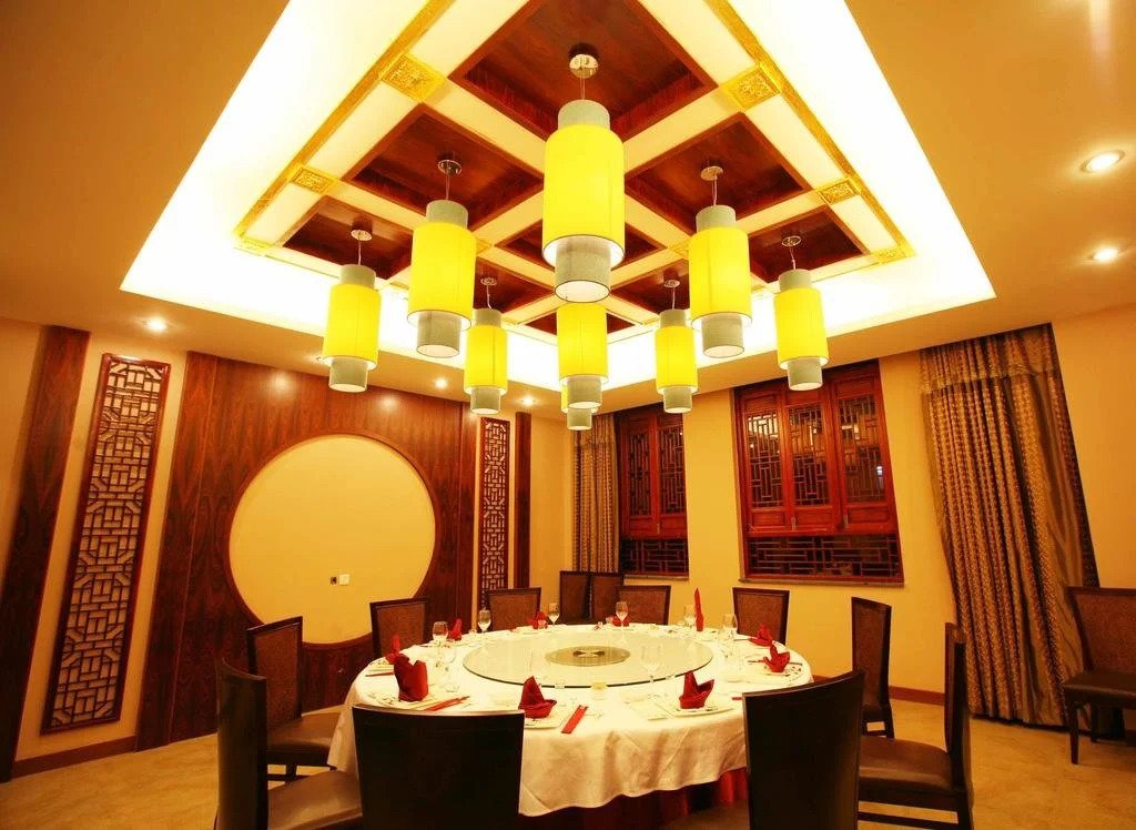 Taohuatanpan Holiday Hotel
