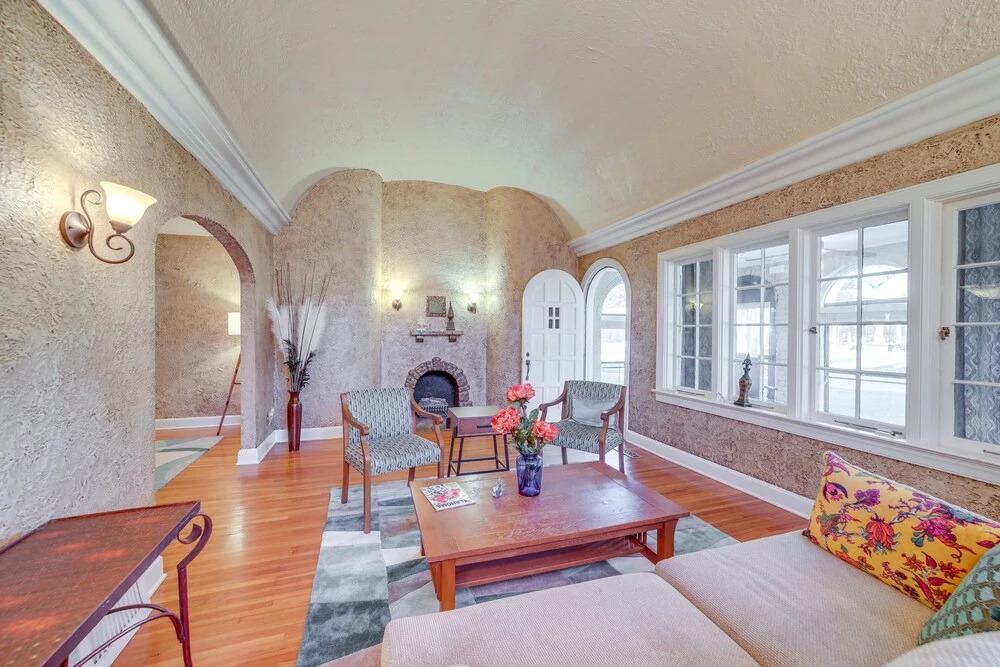 Charming Tusla Home ~ Half-mi to Expo Square!