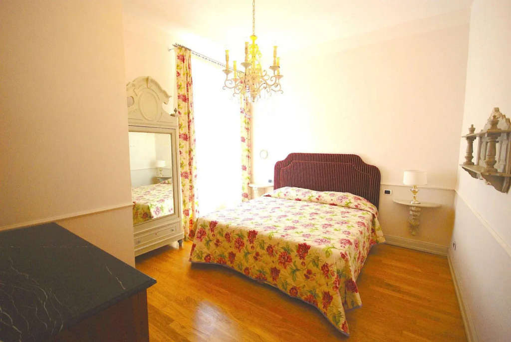 Apartments In Pistoia