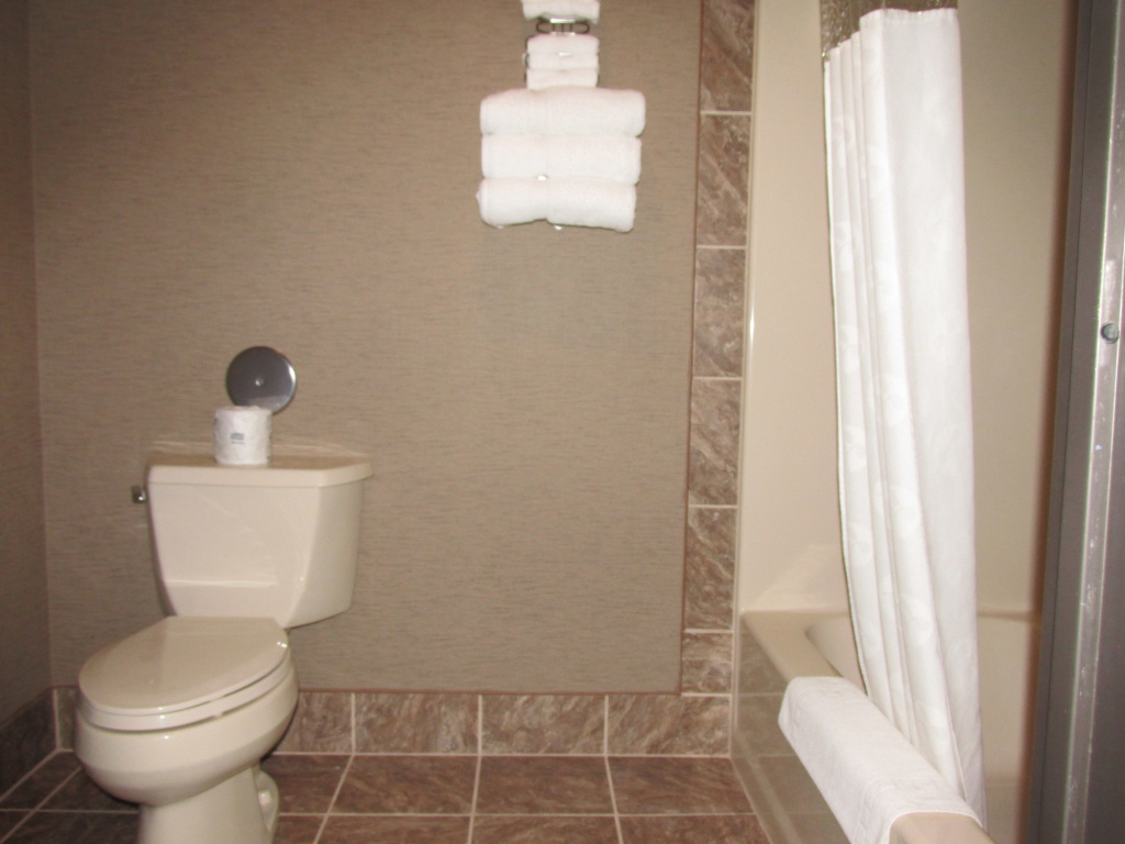 Woodfield Inn and Suites
