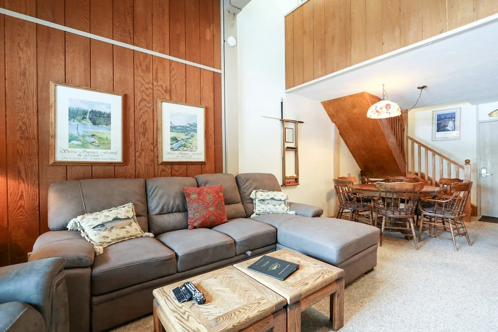 Summit 293 Bright, Spacious with Under Ground Parking, Walk to Eagle Lodge by RedAwning