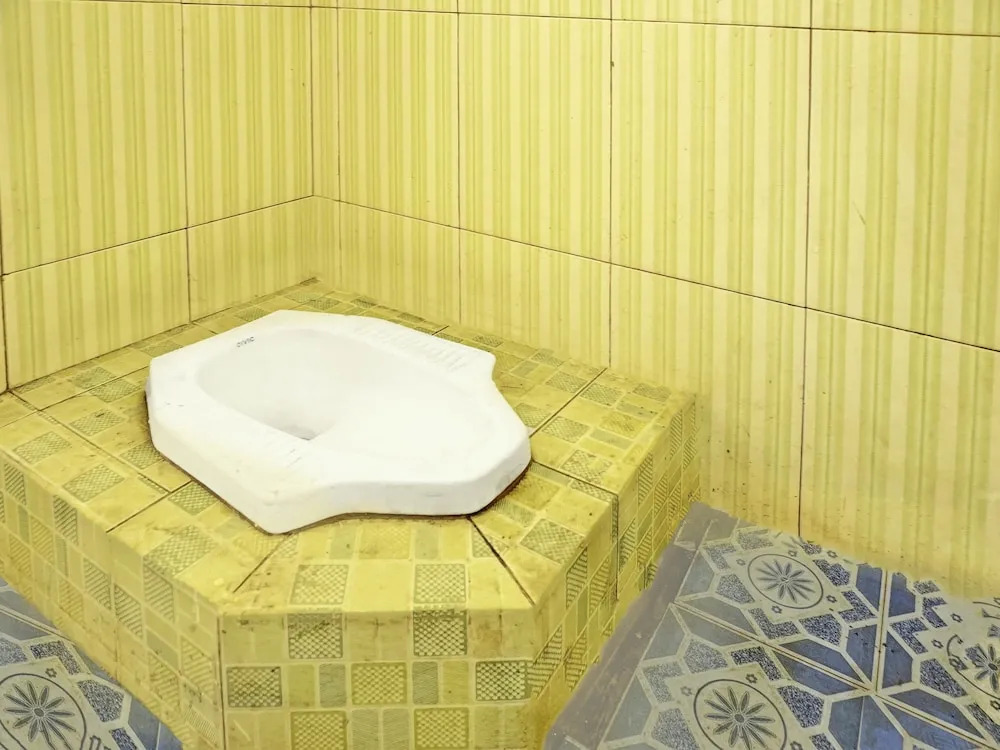OYO Life  92936 Kost Teteh Erni Karawang