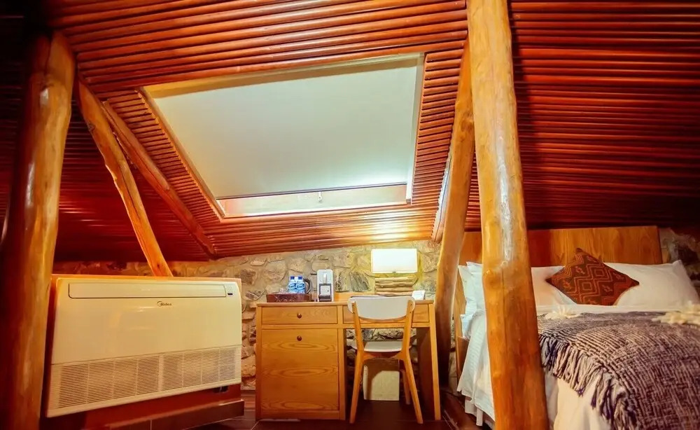 Trois Ore Residences & Green Earth Bistro