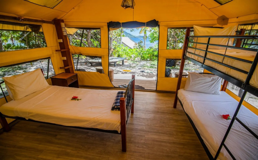 Barefoot Kuata Island Resort