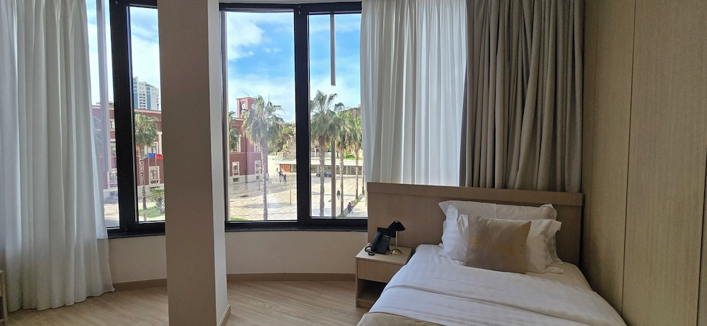 Koral Boutique Hotel & Bistro