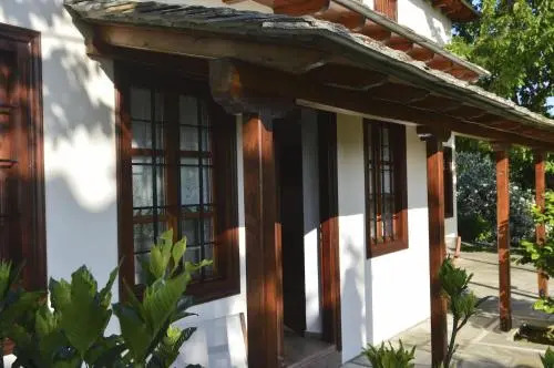 House of Gardenia