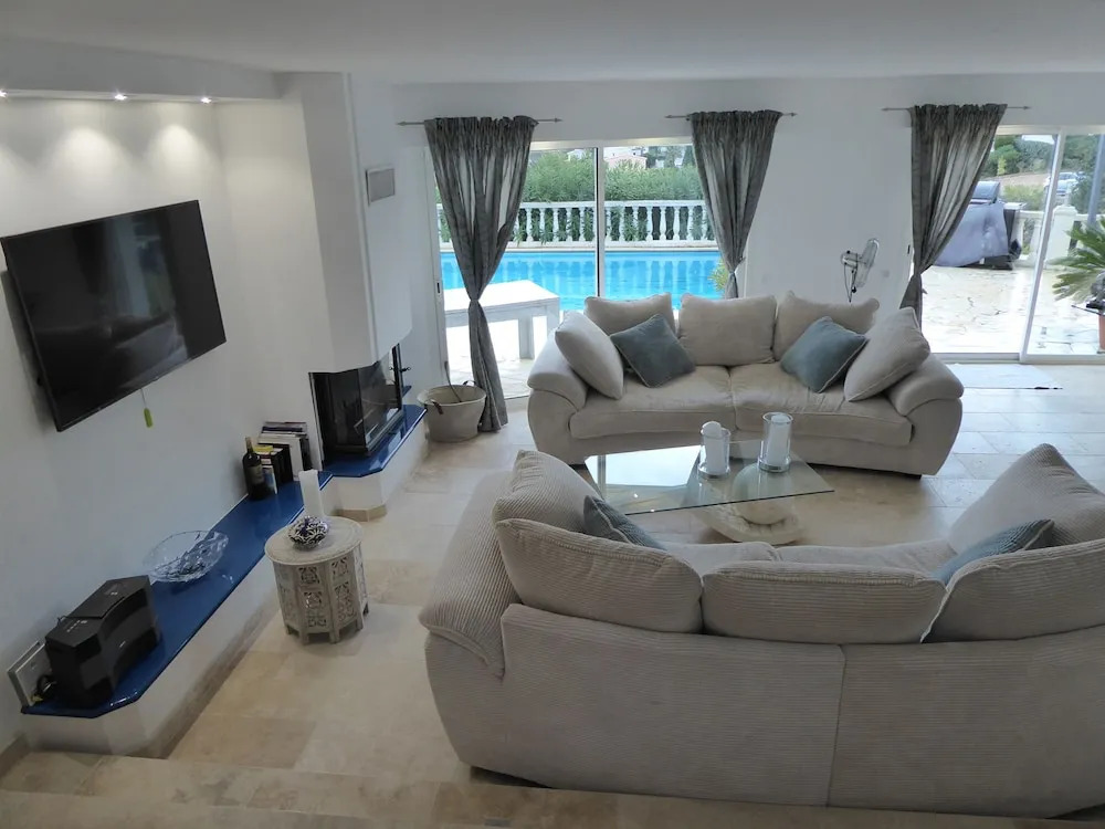 Ferienhaus Lei Sambro, familienfreundlich, Pool und toller Meerblick, ruhig gelegen by Riviera HomeLife