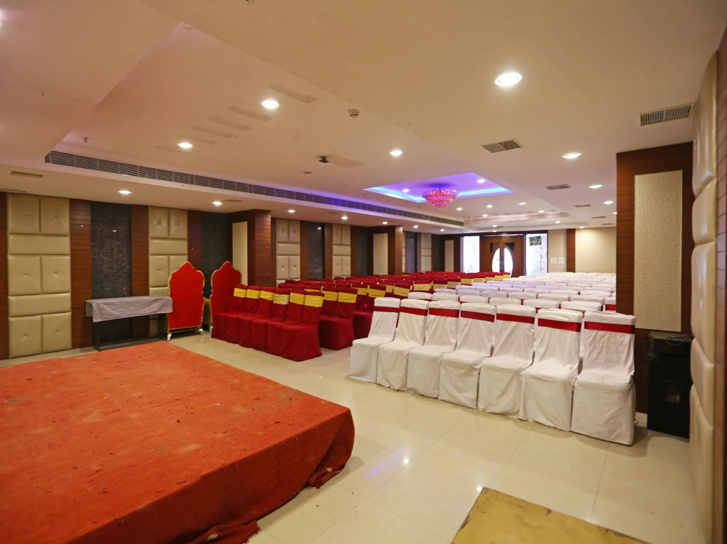 OYO 1405 KBR Centre