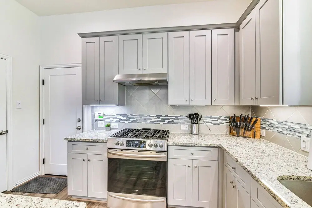 5 Mi to Downtown - Chic Home w/ Patio in Houston!