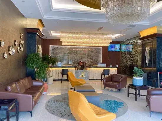 Yangjiang Gangwan Holiday Hotel