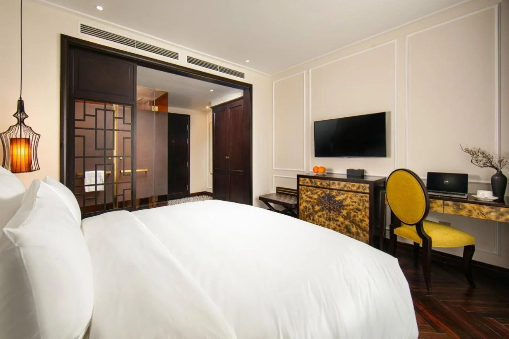 GM Premium Hotel