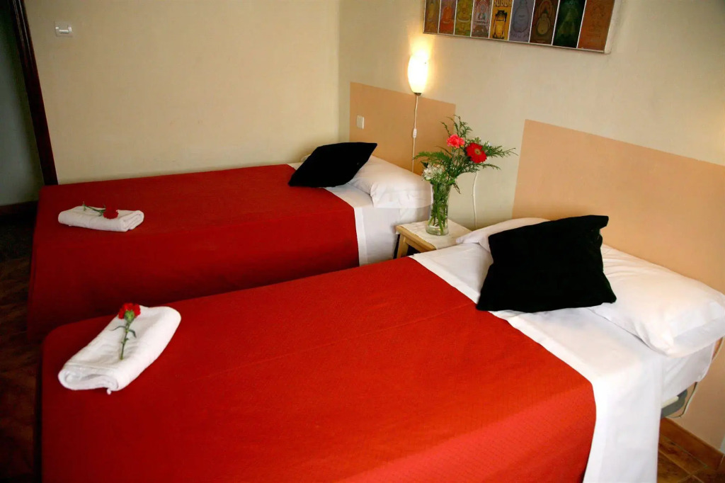 Pensión Duquesa Bed & Breakfast