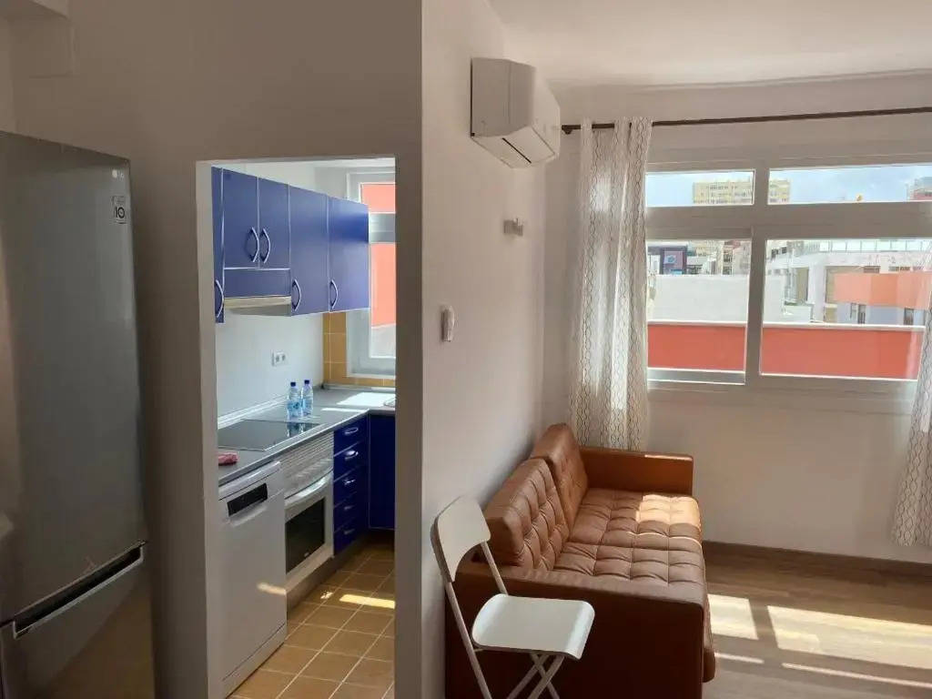 Las Canteras Ático con 28m2 de terraza Rosamar