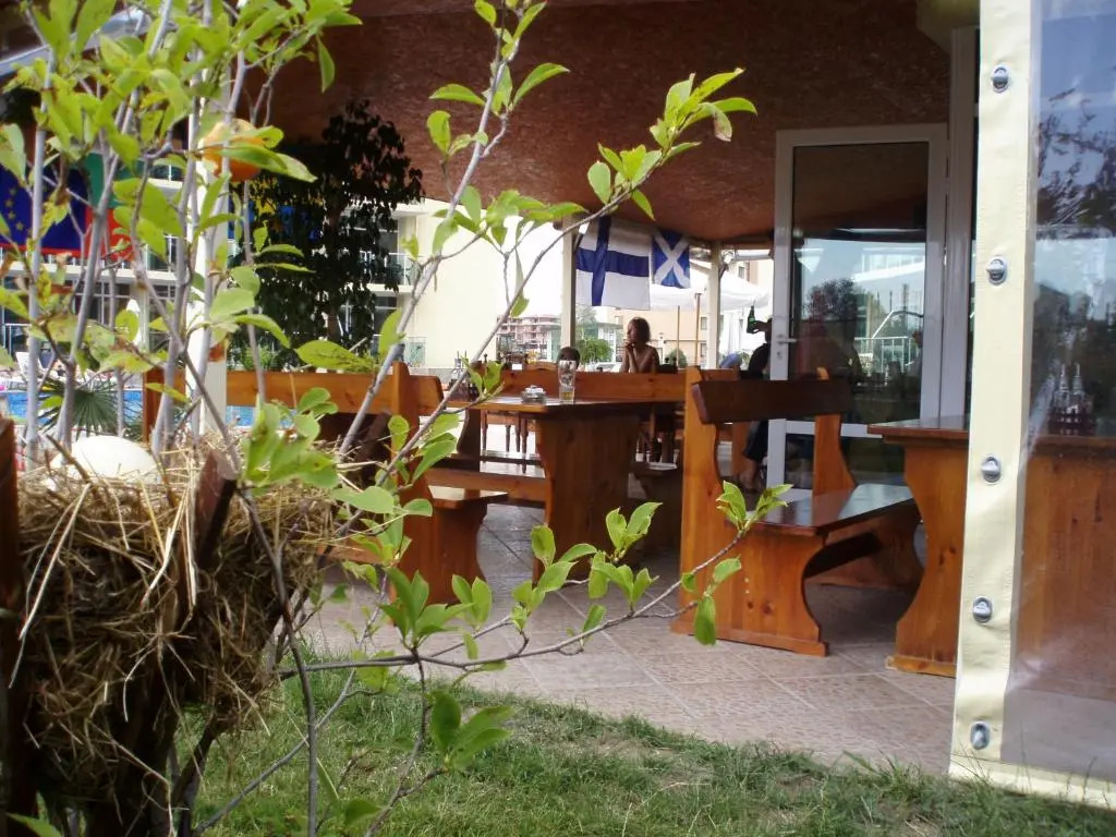 Tomi Family Apartments