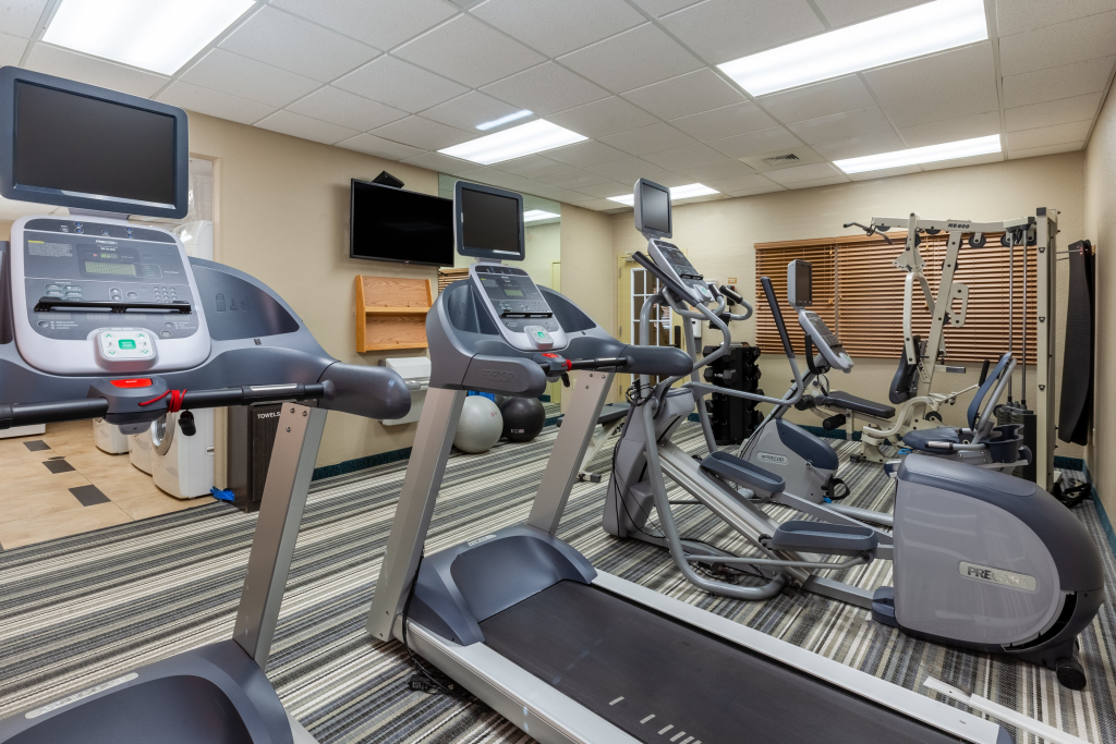 Candlewood Suites-West Springfield by IHG