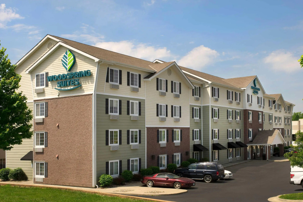 WoodSpring Suites Kansas City Liberty