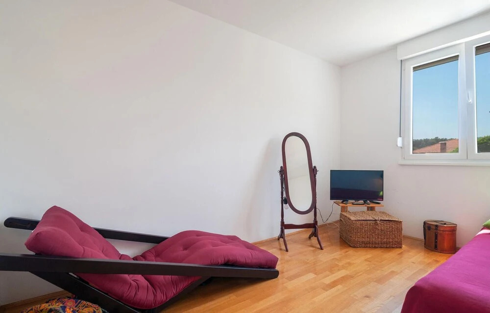 Amazing Apartment in Stari Grad With Wifi and 1 Bedrooms
