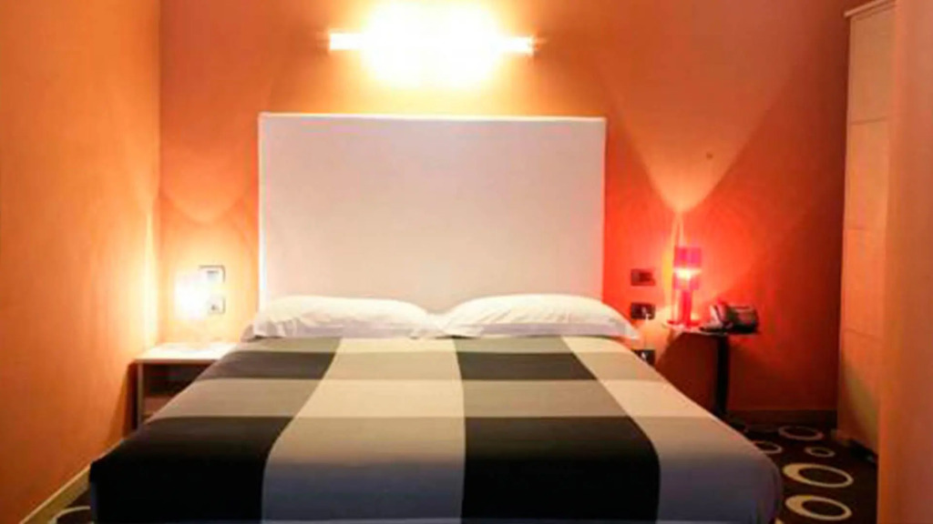 Select Executive Residence