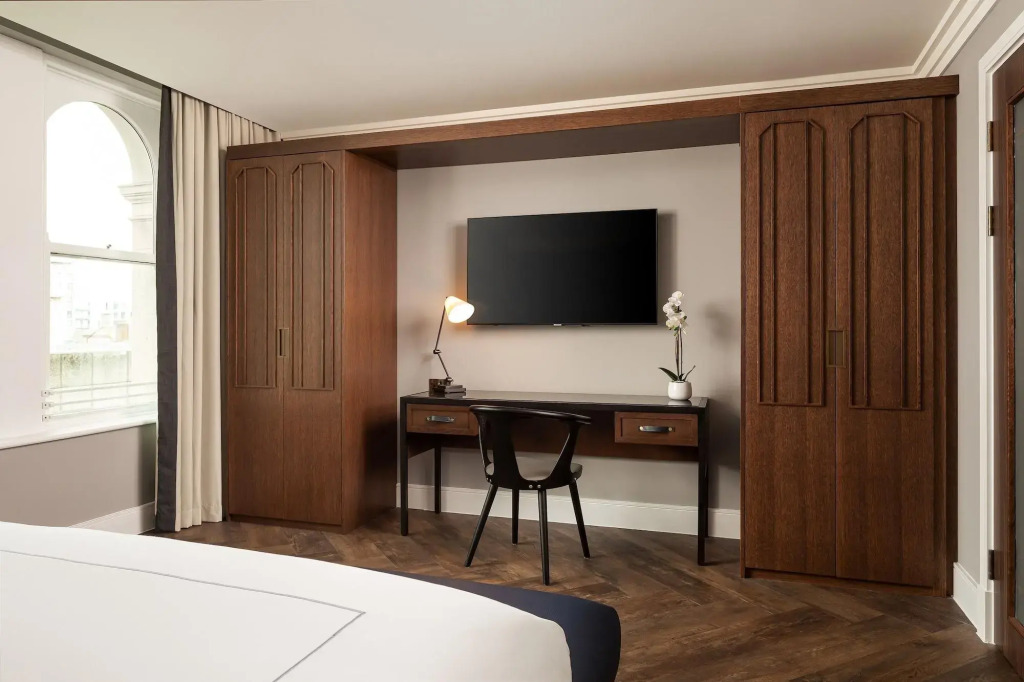 The Parkgate Hotel