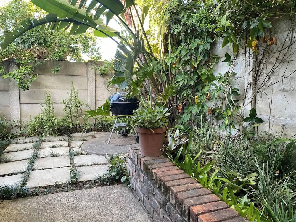 Garden Flat With AC Self Catering