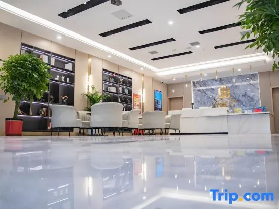 Yixiang Hotel (Yining Station Branch)