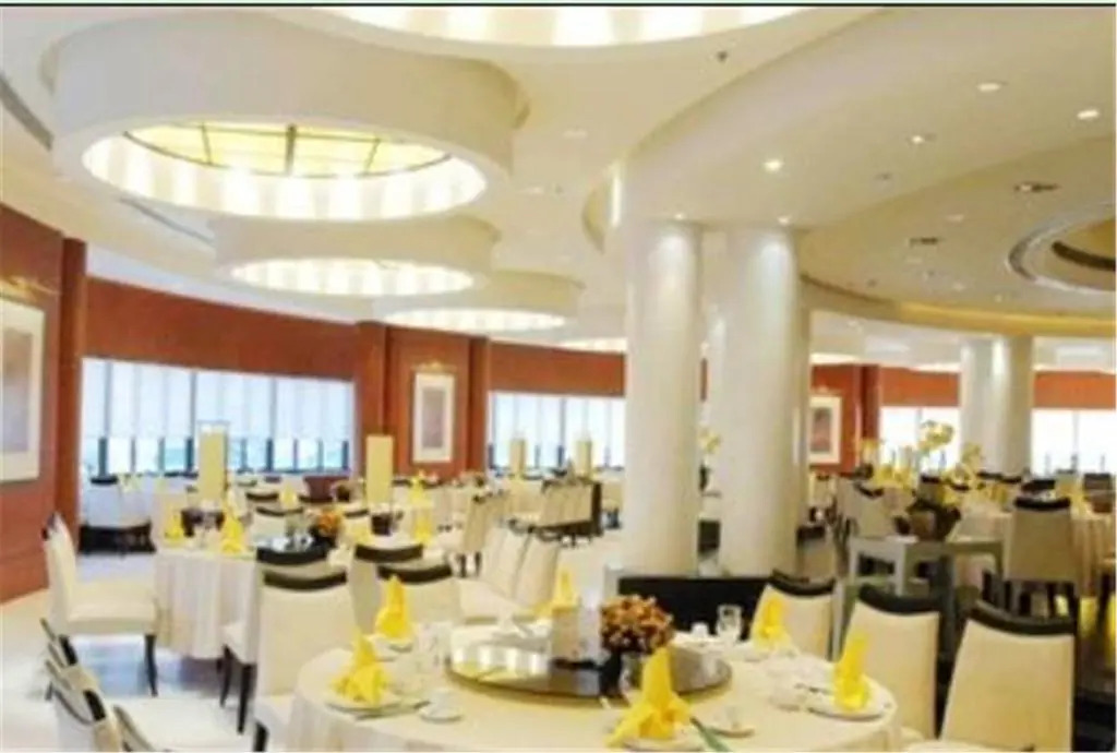 Отель Radisson Red Shanghai Wujiaochang