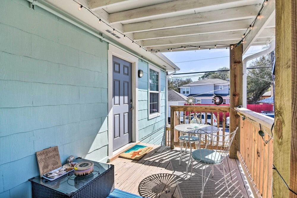 Galveston Retreat w/ Backyard & Patio
