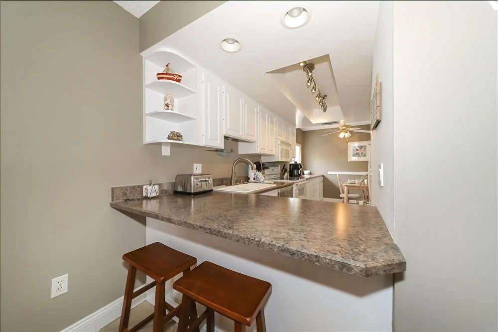 Bay Watch 1A 2 Bedrooms 2 Bathrooms Condo