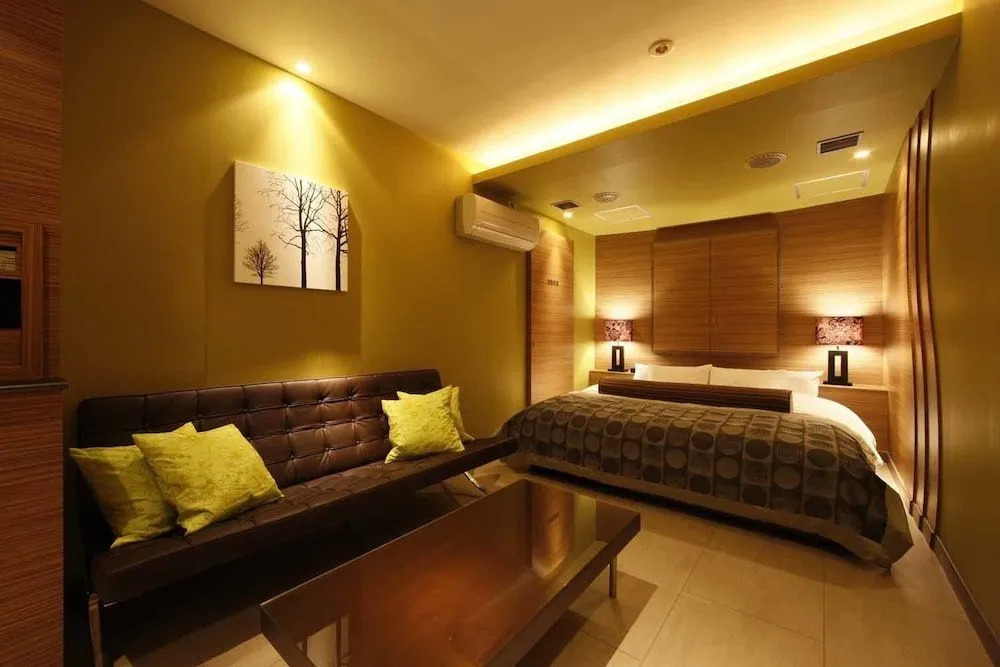 Hotel VARKIN