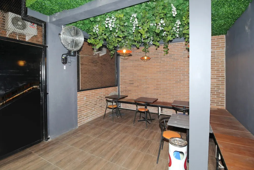 Airy Bandara Ahmad Yani Hanoman Tujuh 26 Semarang