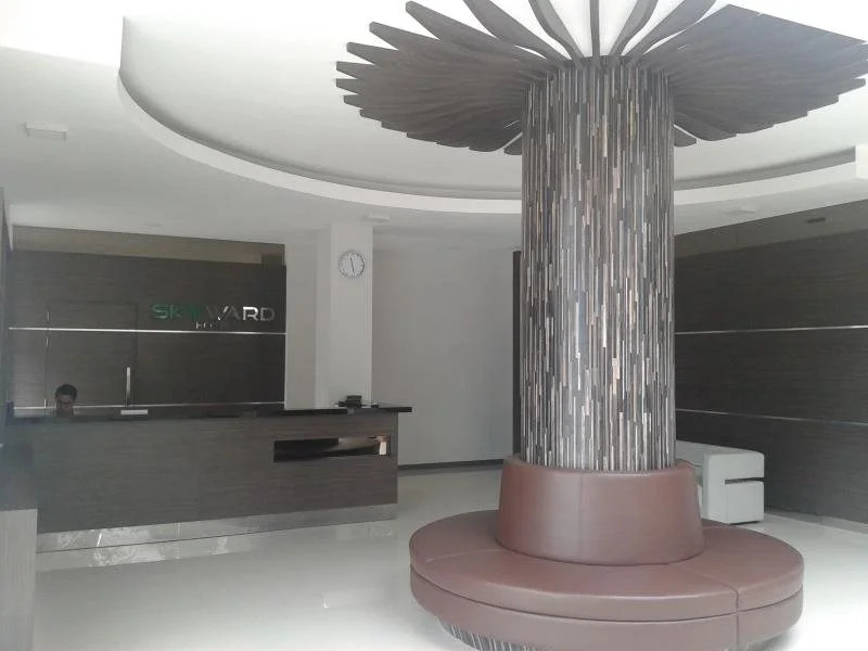 Skyward Hotel