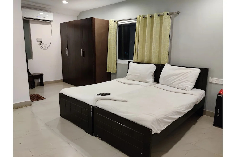 Collection O Jubilee Banjara Suites