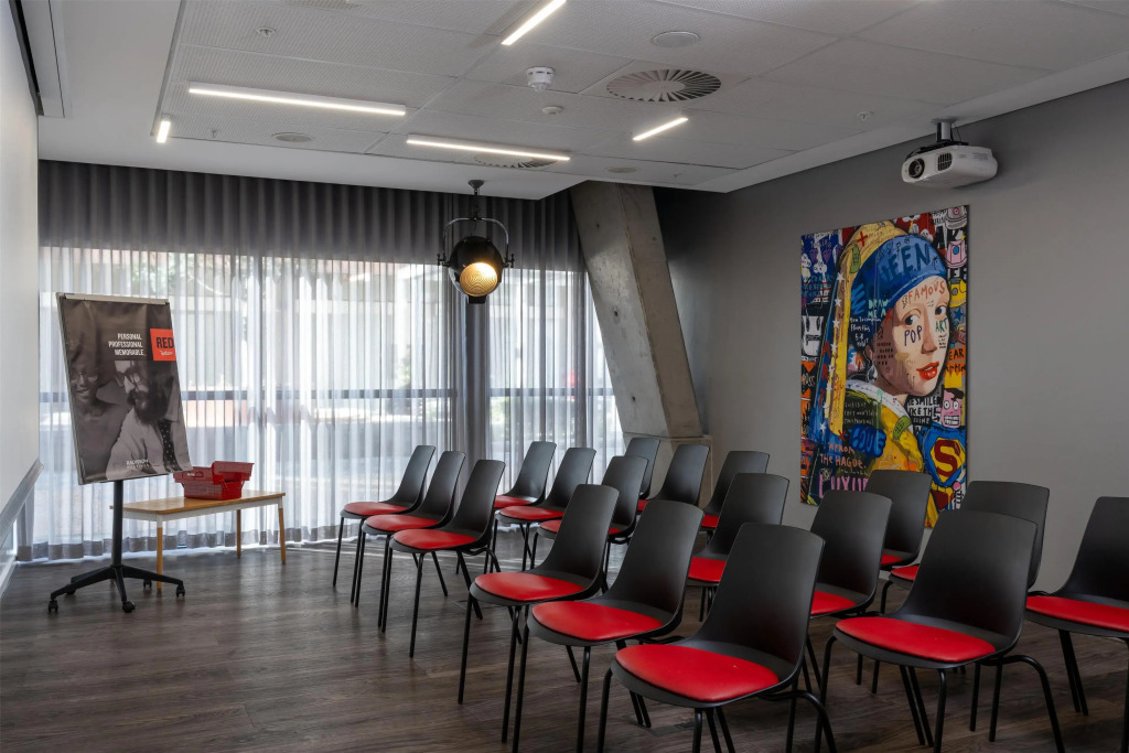 Radisson RED Hotel V&A Waterfront Cape Town